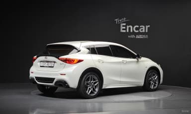 Q30