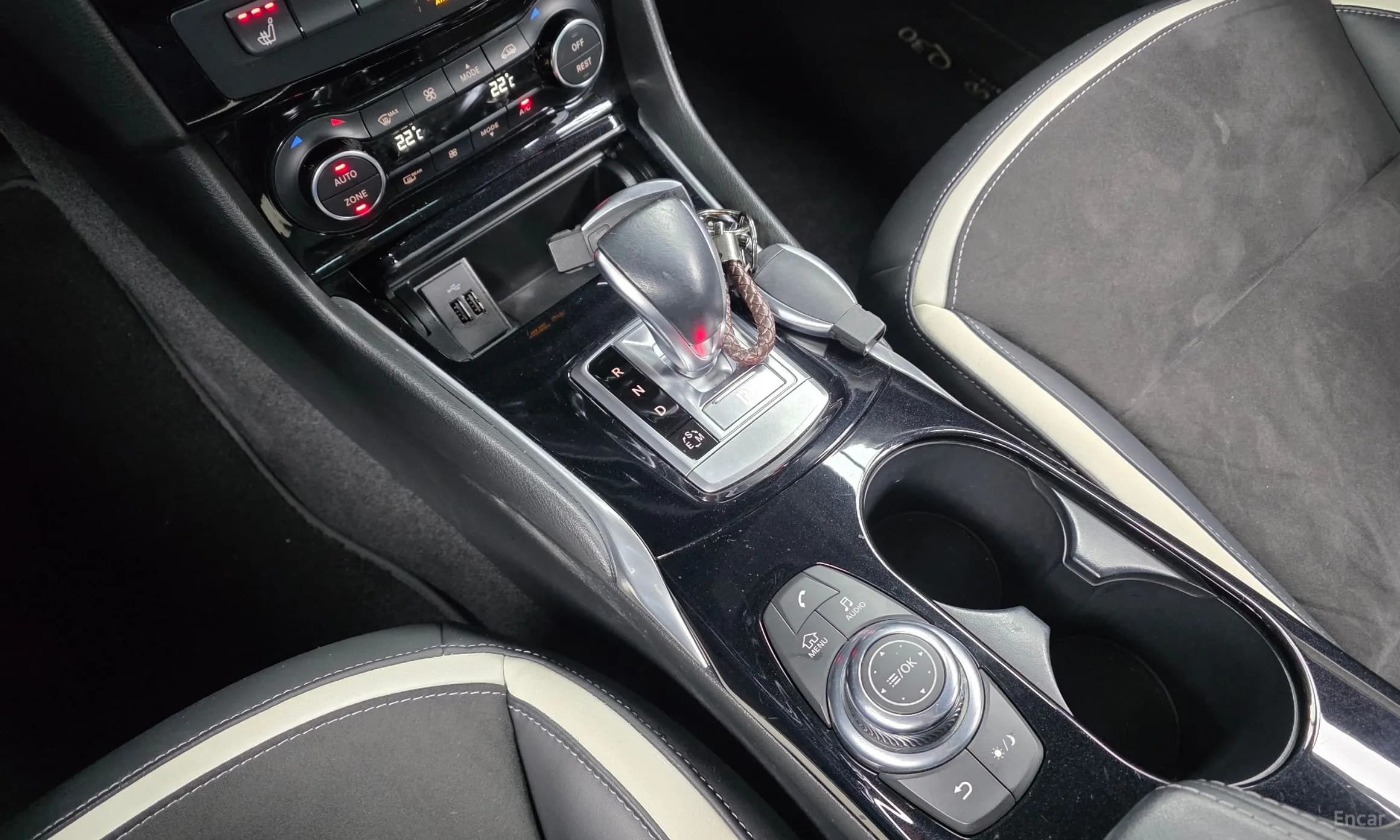 Q30
