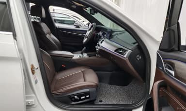 5 Series (G30)