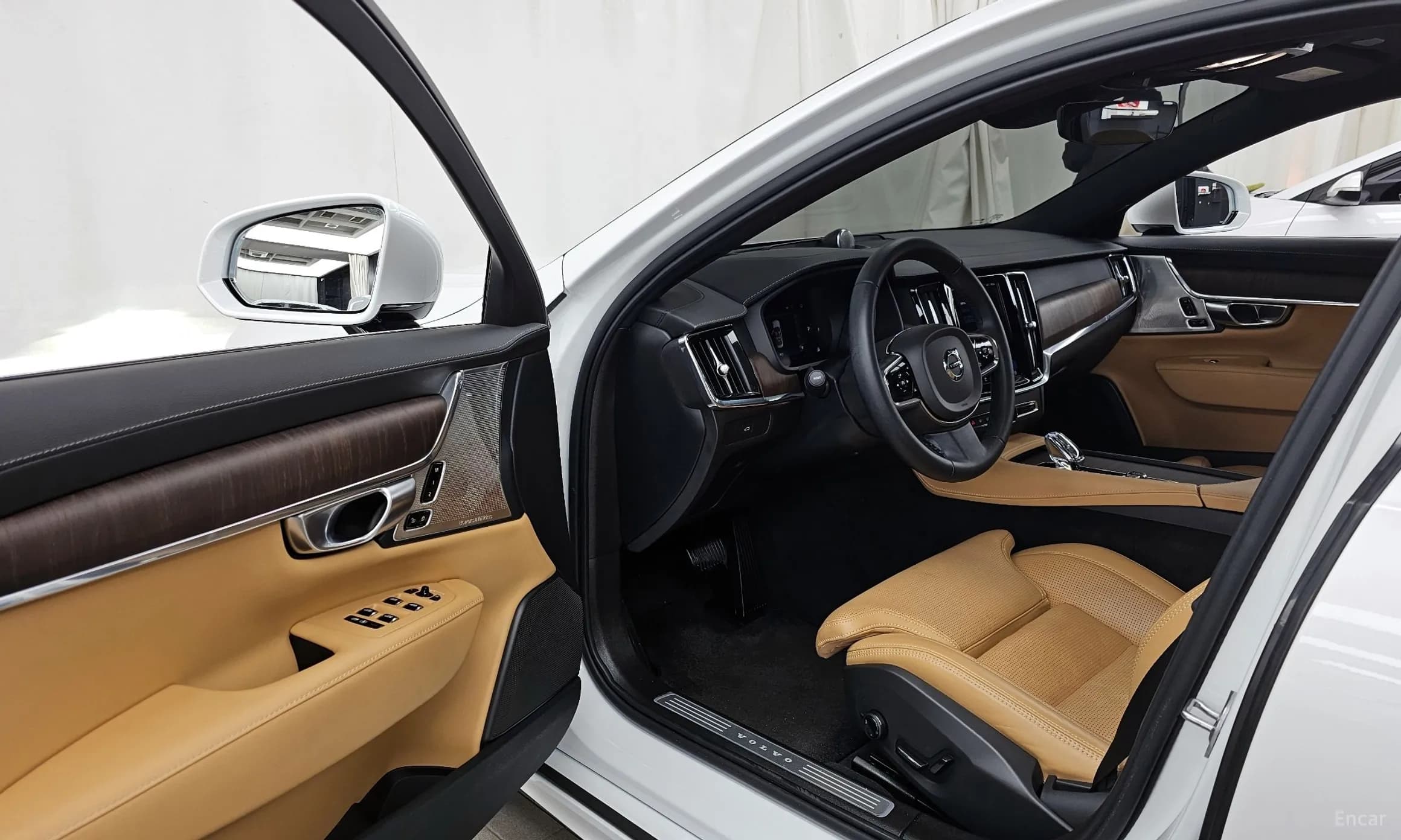 S90