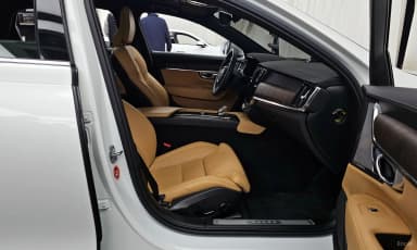 S90