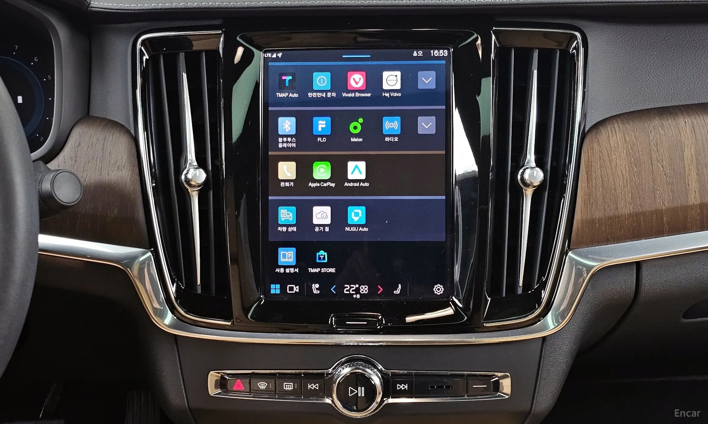 S90