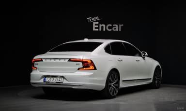 S90