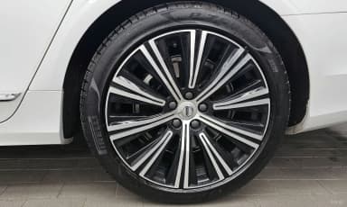 S90