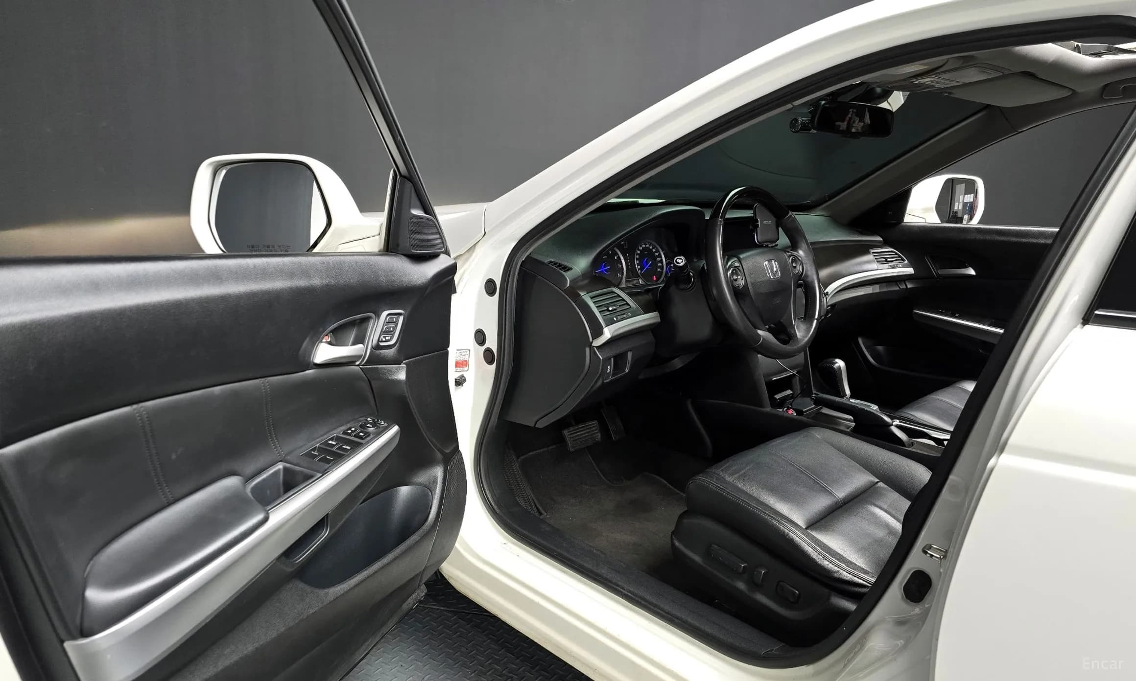Crosstour