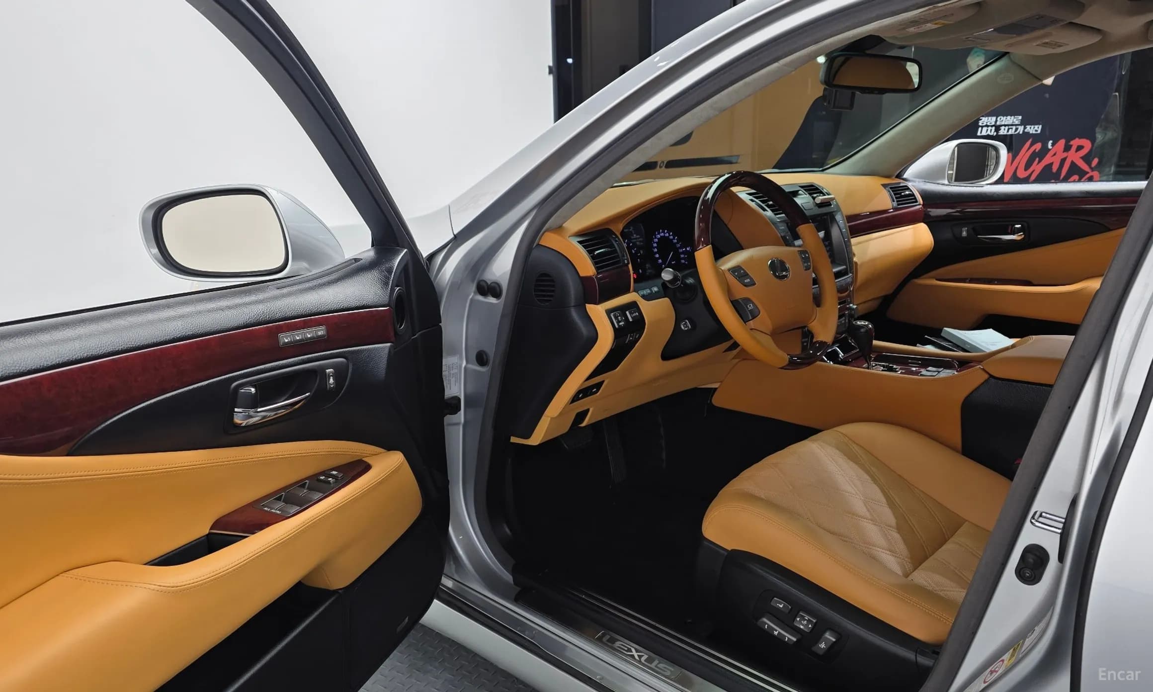 LS460