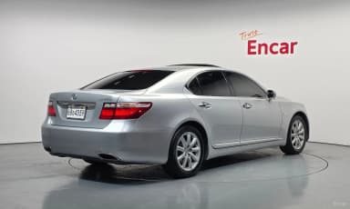 LS460