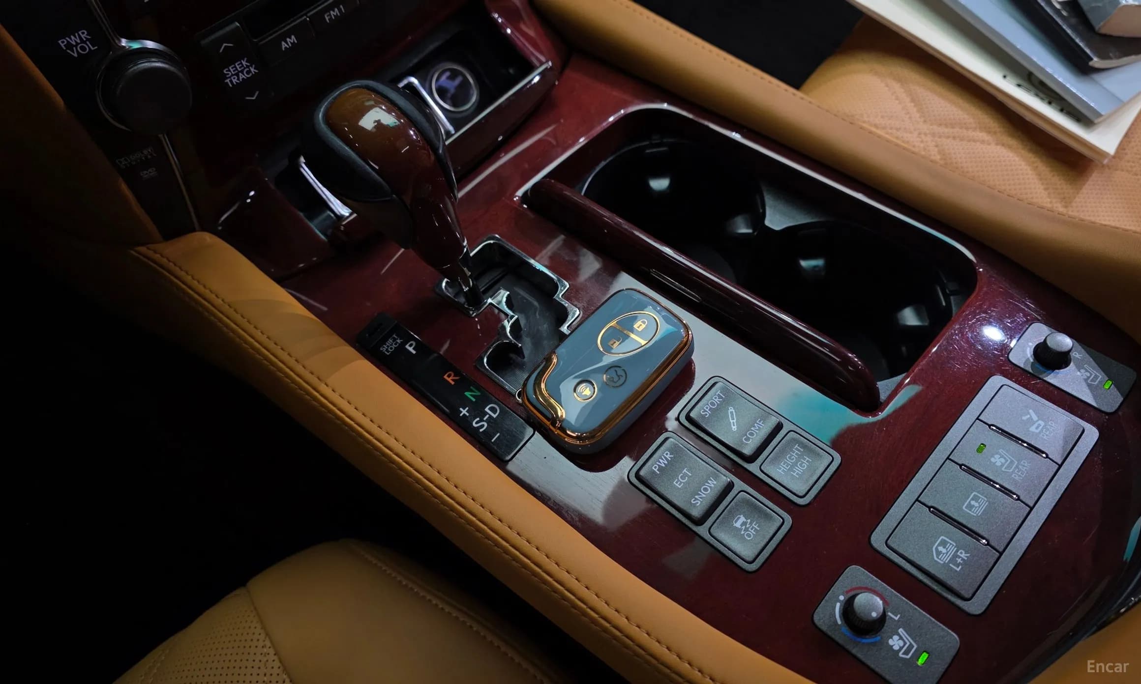 LS460
