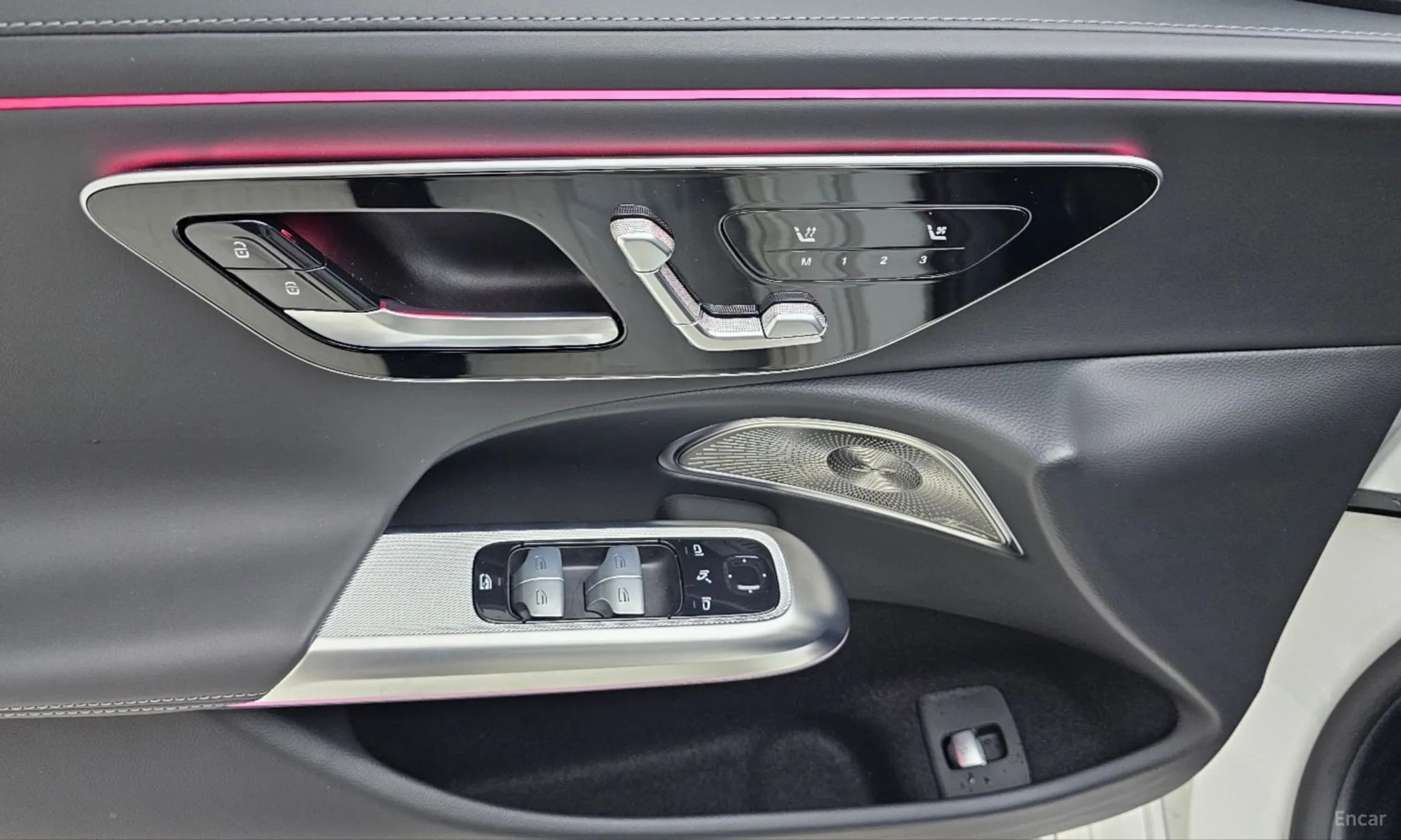 E-Class W214