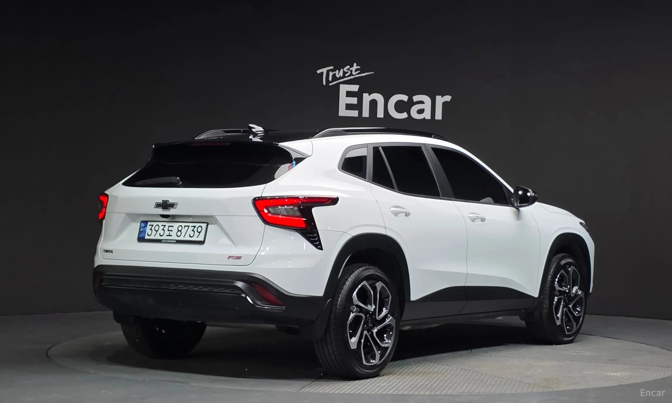 Trax Crossover