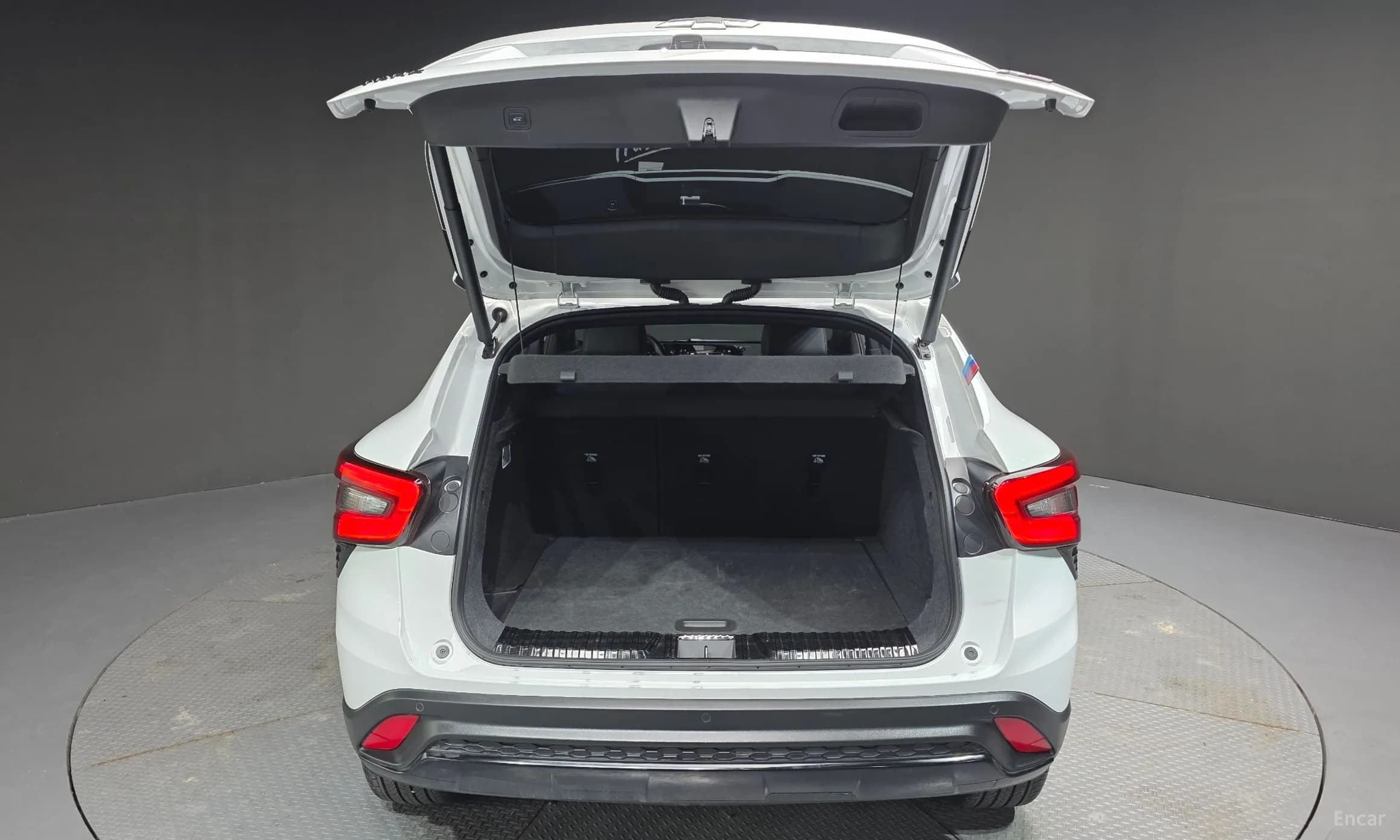Trax Crossover