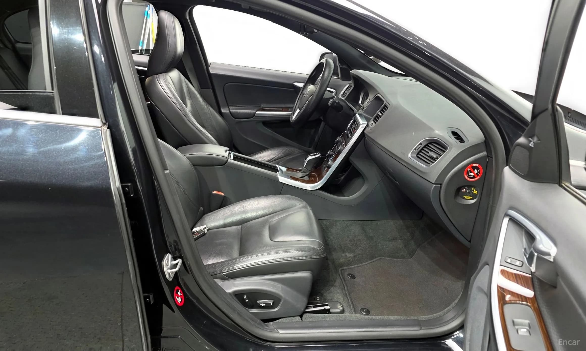 S60
