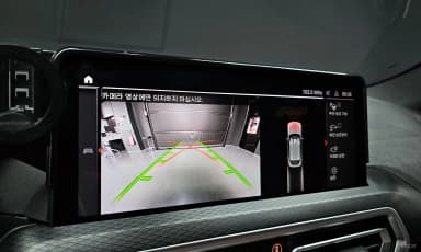 X4 (G02)