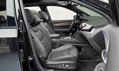 XT6