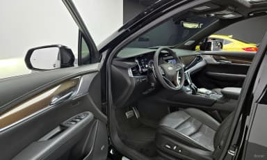XT6