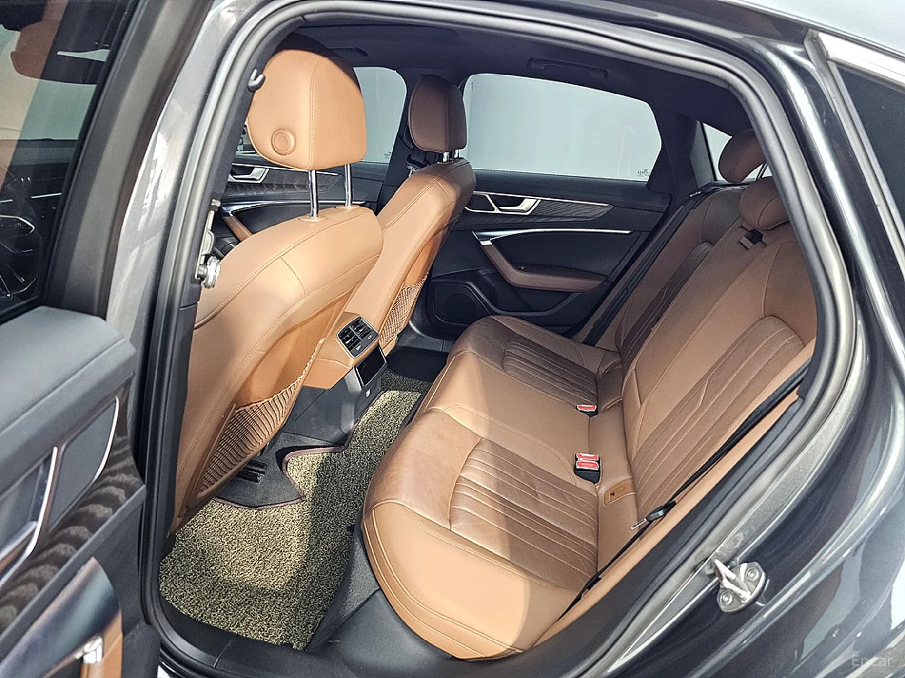 A6 (C8)