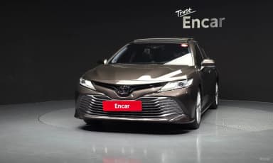 Camry (XV70)