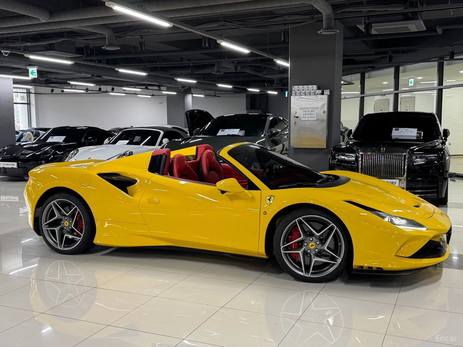 F8 Spider