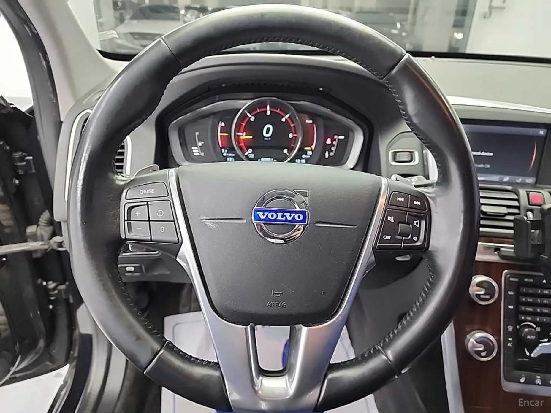 XC60