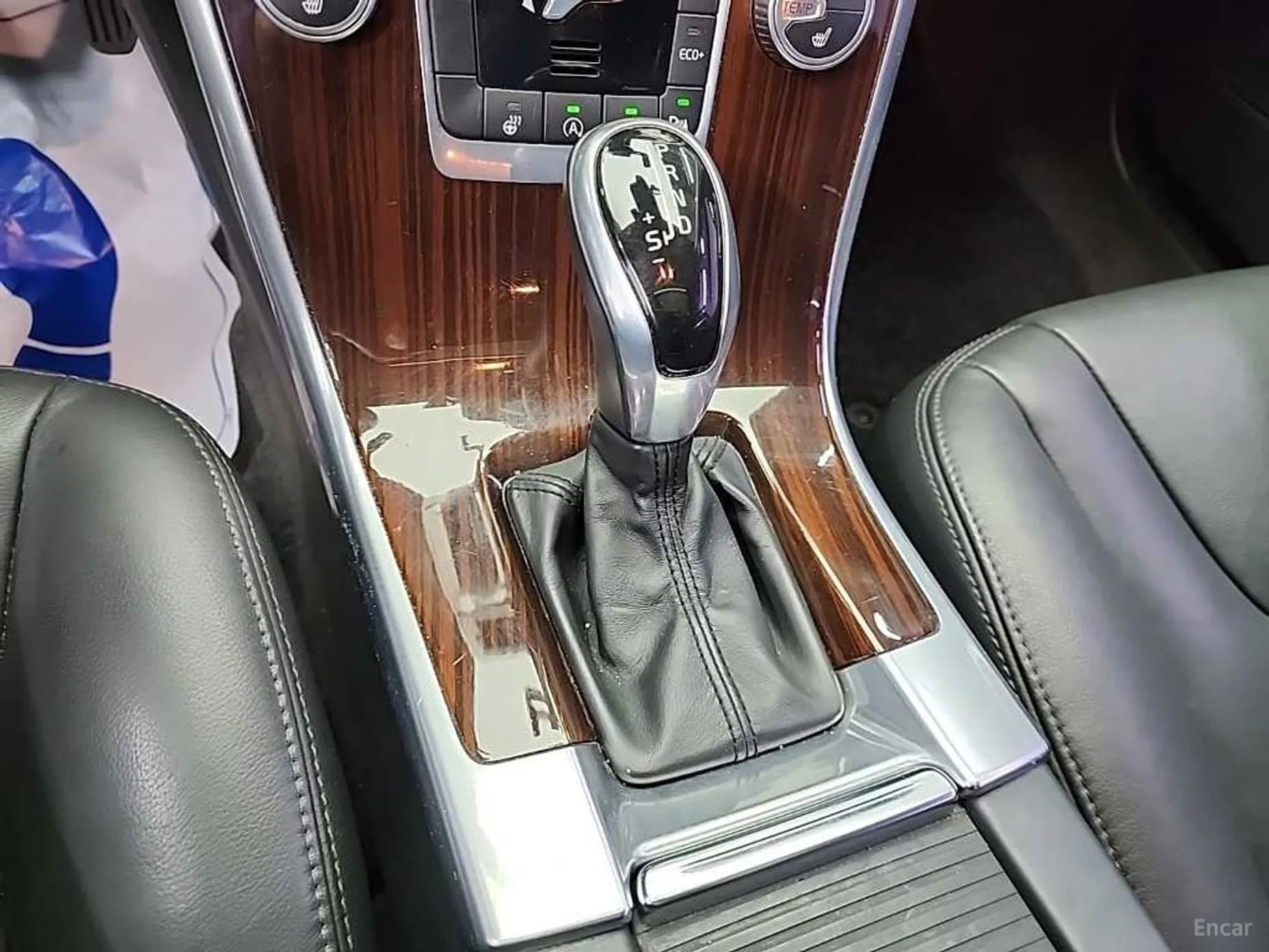 XC60