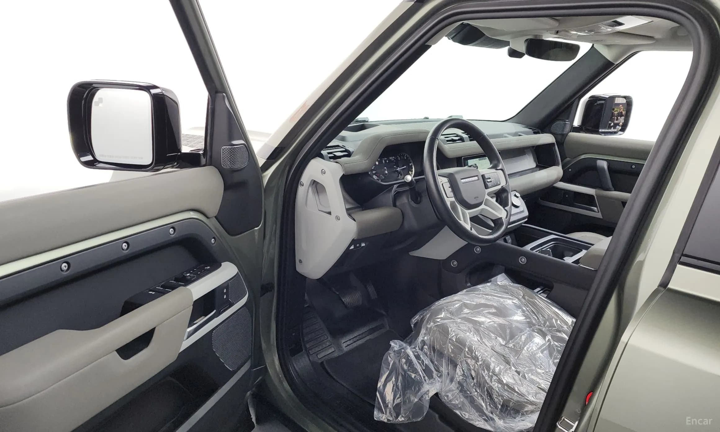 Defender (L663)