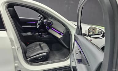 5 Series (G60)