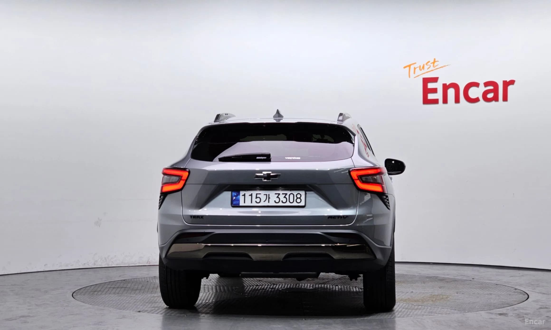 Trax Crossover