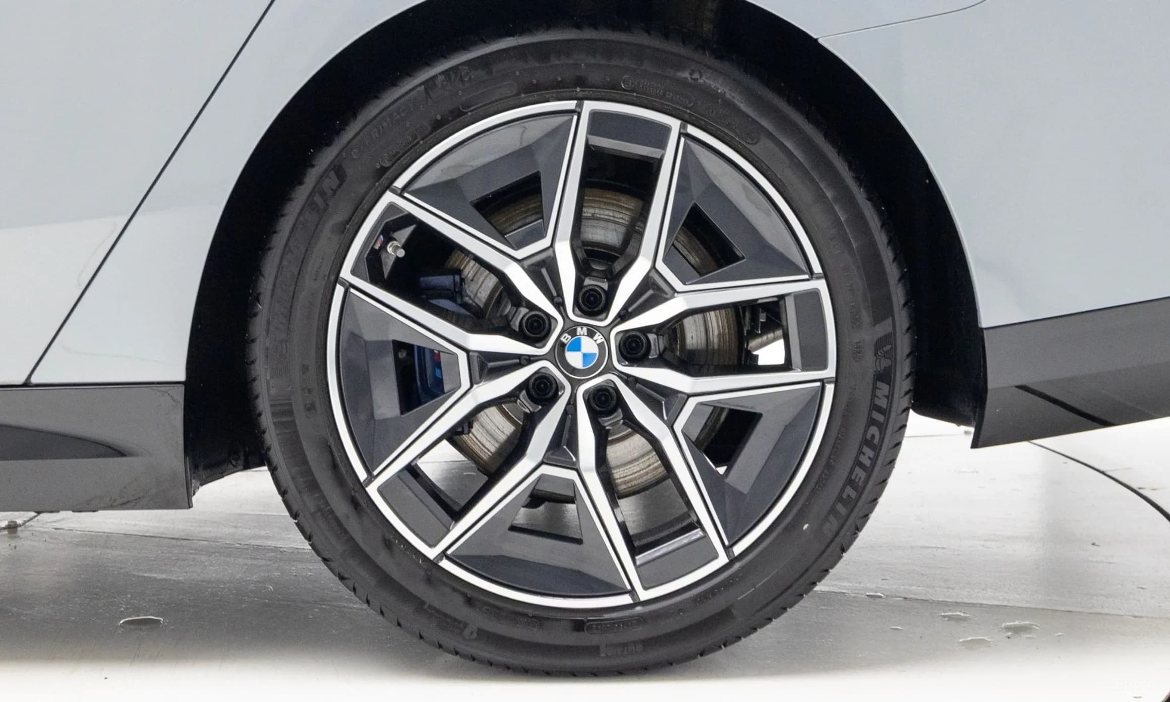 5 Series (G60)