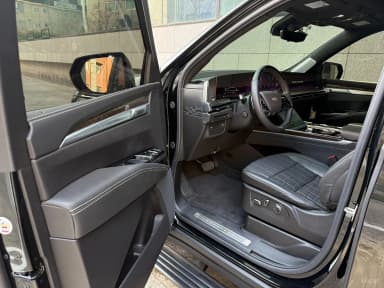 Escalade 5th Generation