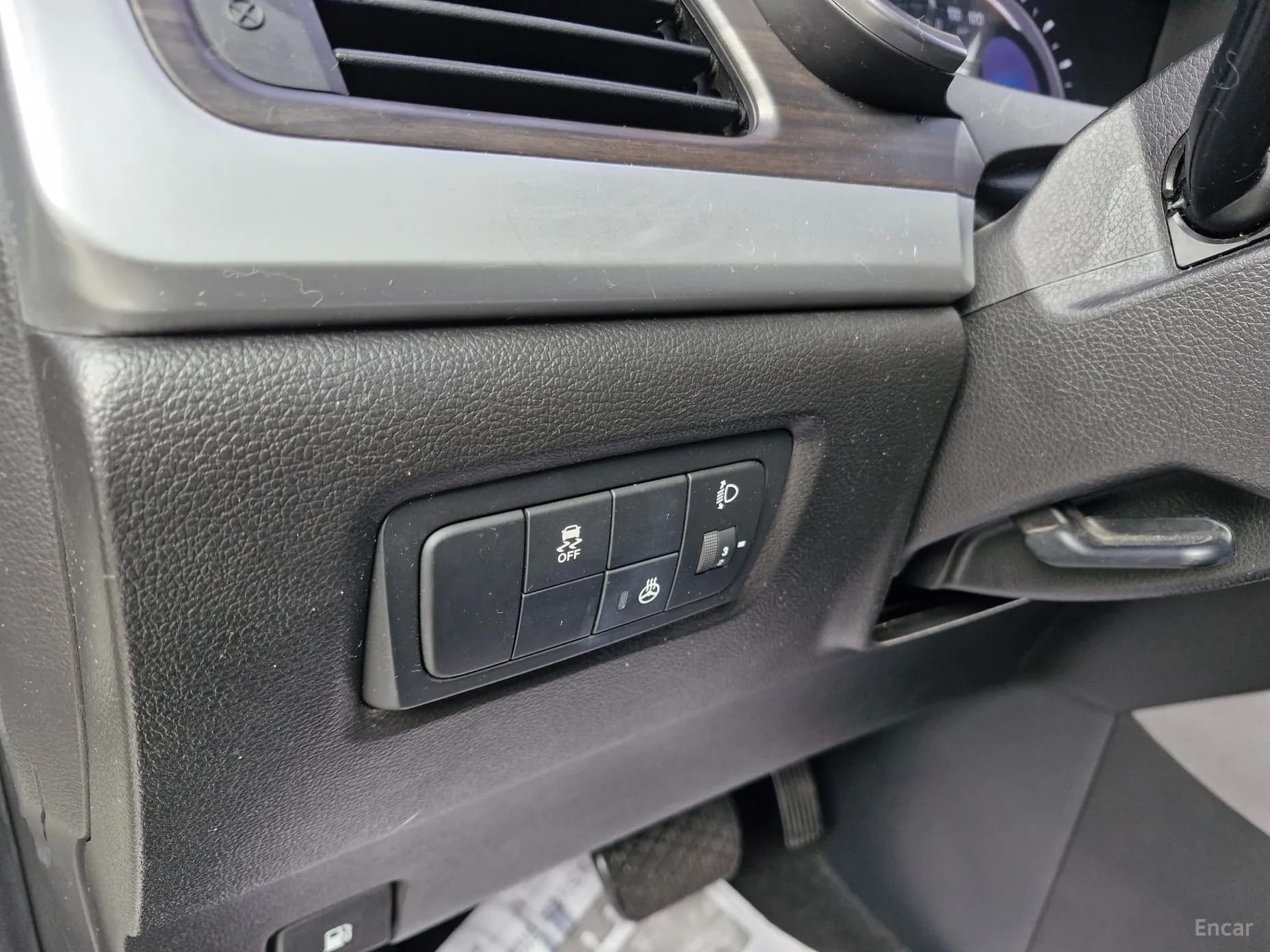Korando C