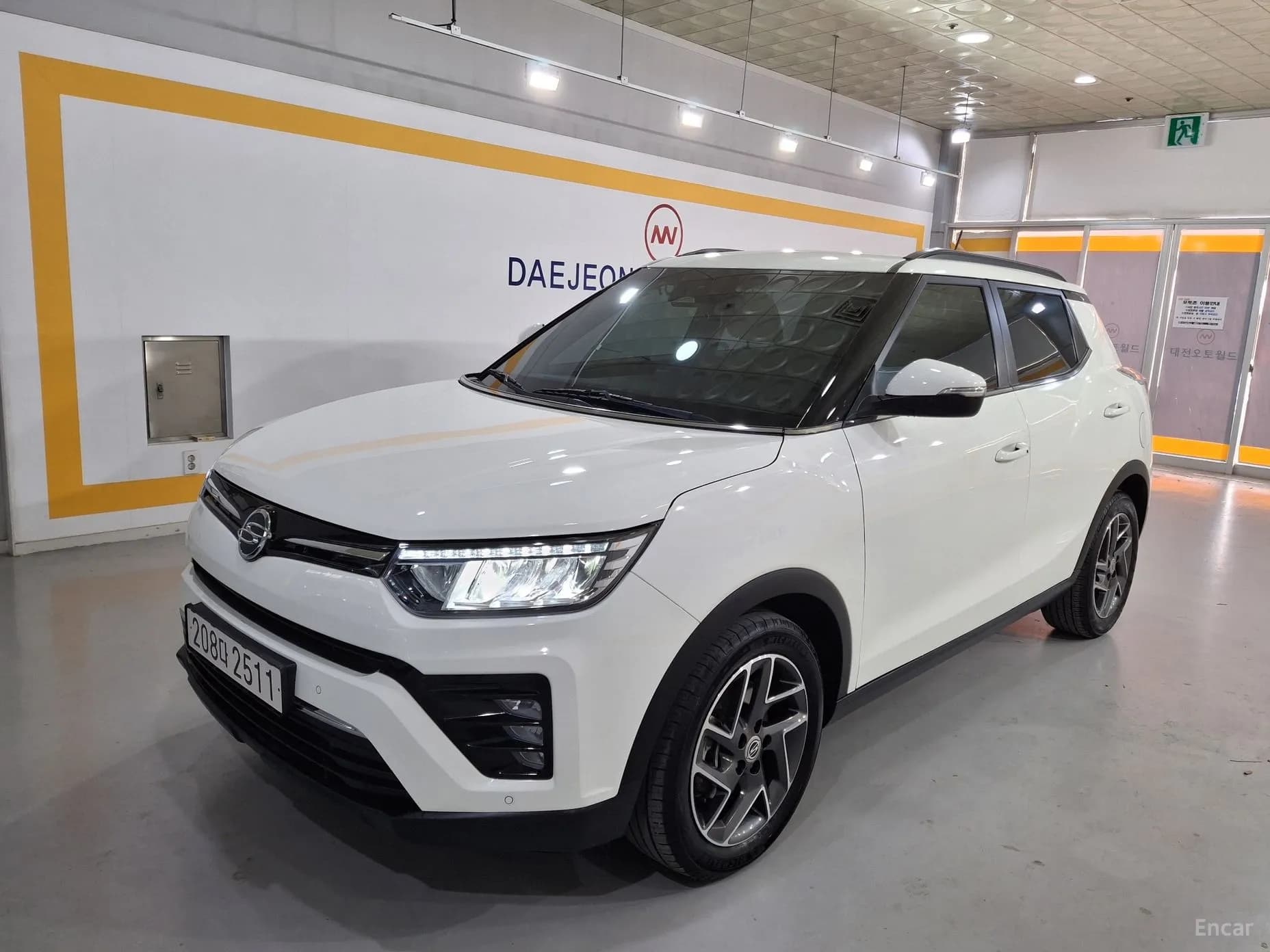 Berry New Tivoli