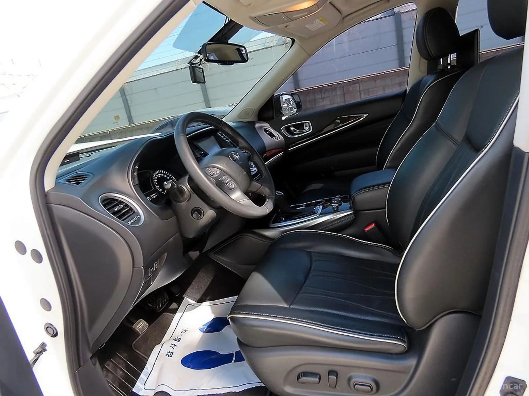 QX60
