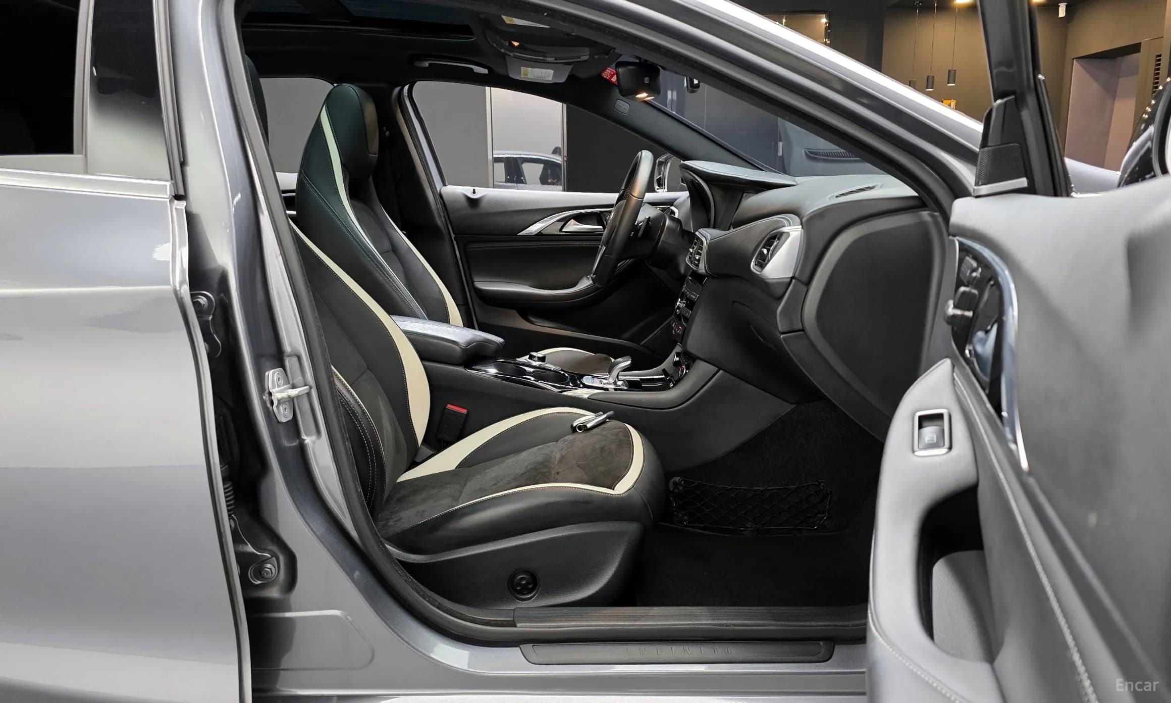 Q30