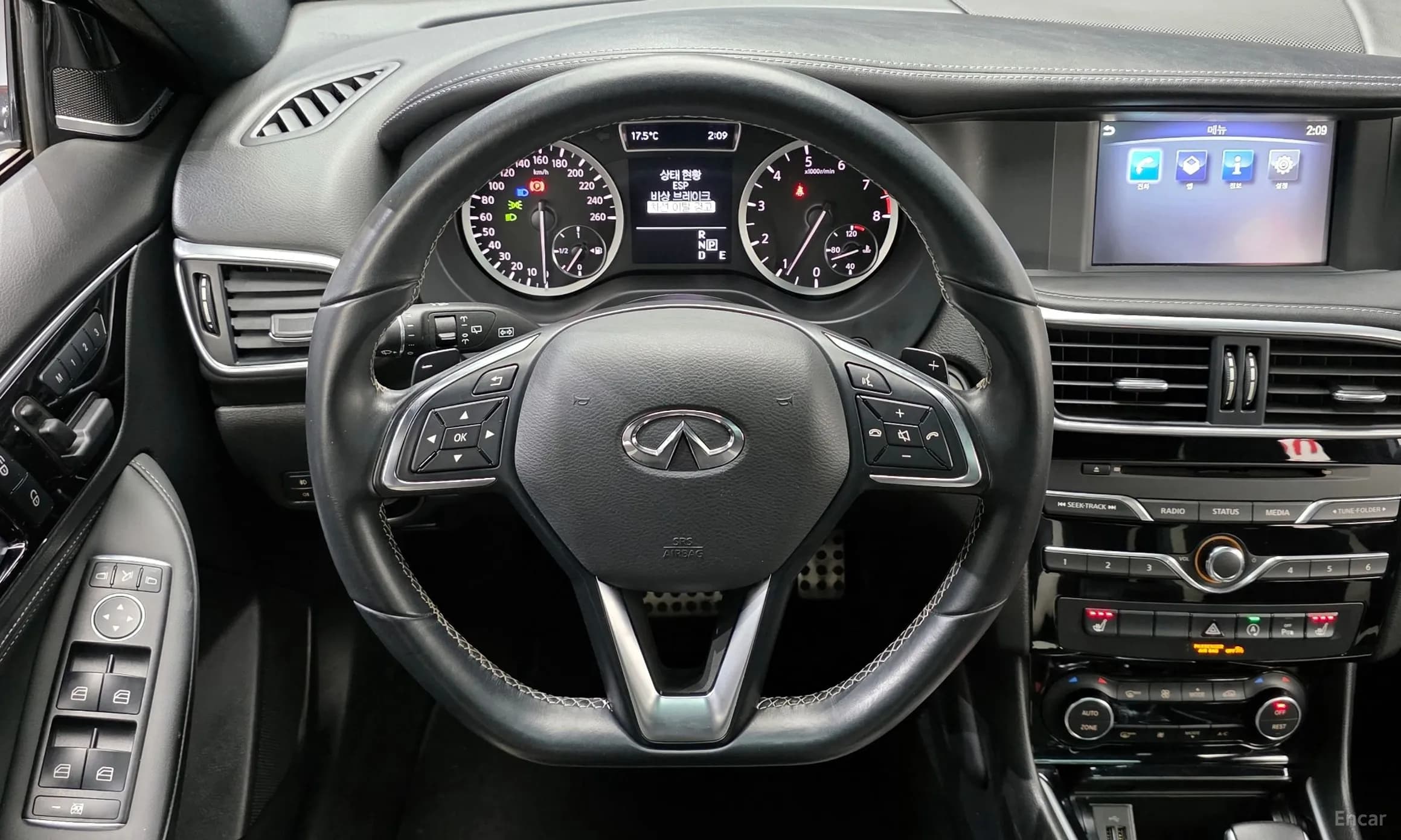 Q30