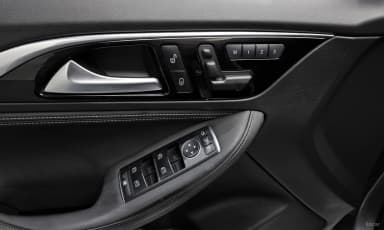 Q30