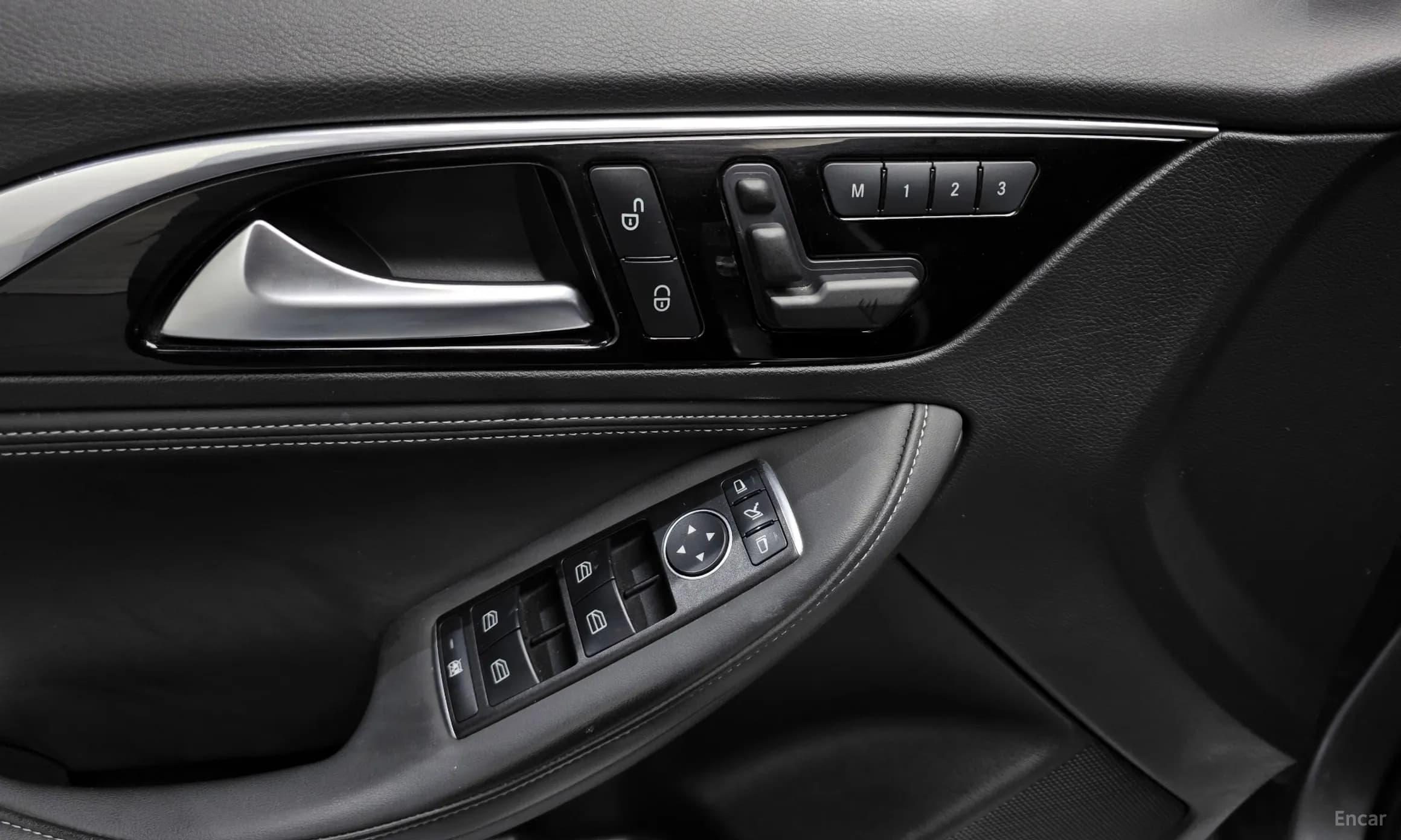 Q30