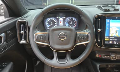 XC40