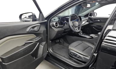 Trax Crossover