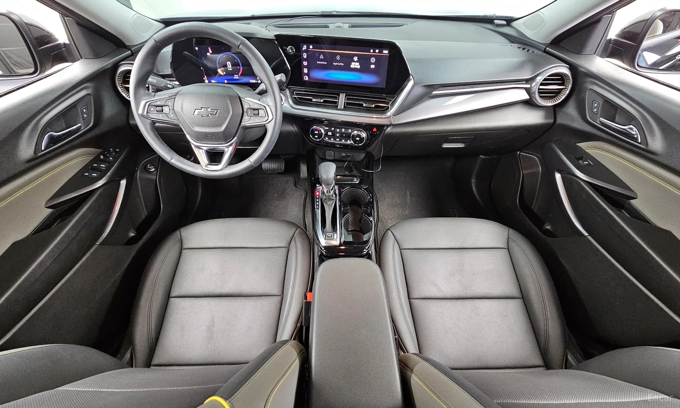 Trax Crossover