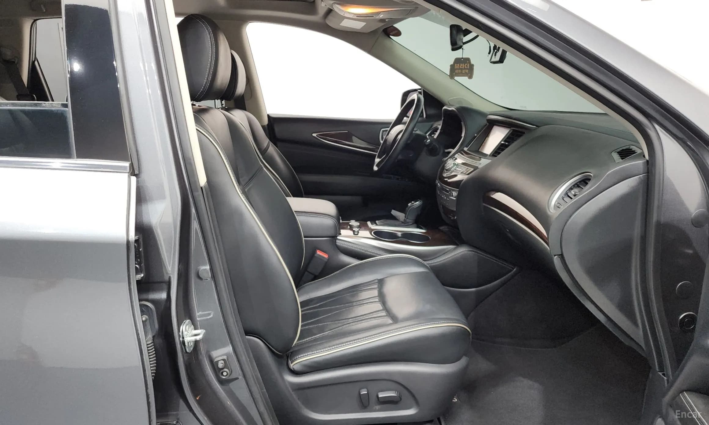 QX60