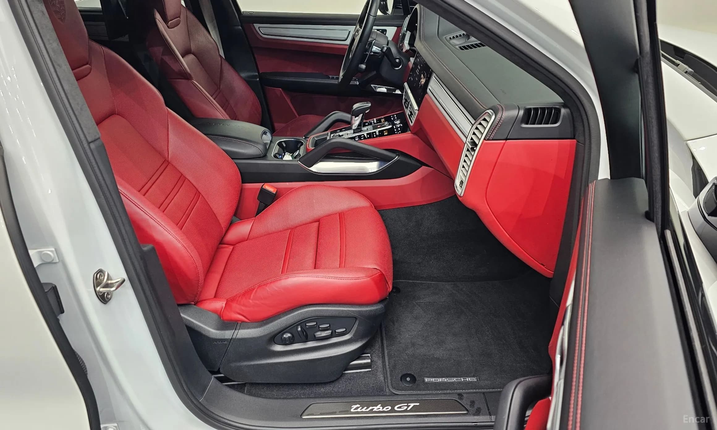 Cayenne (PO536)