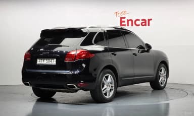 New Cayenne