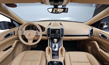 New Cayenne