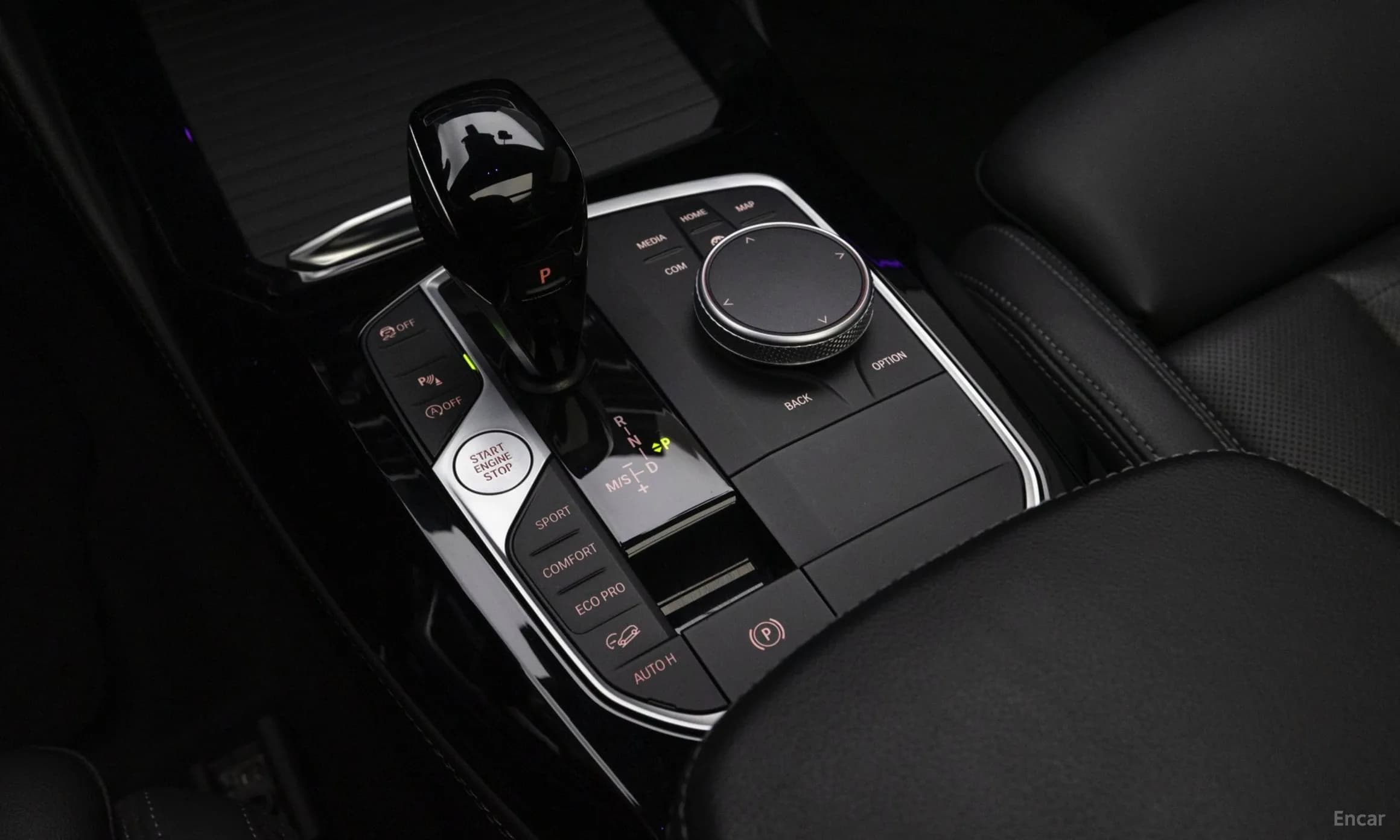X4 (G02)