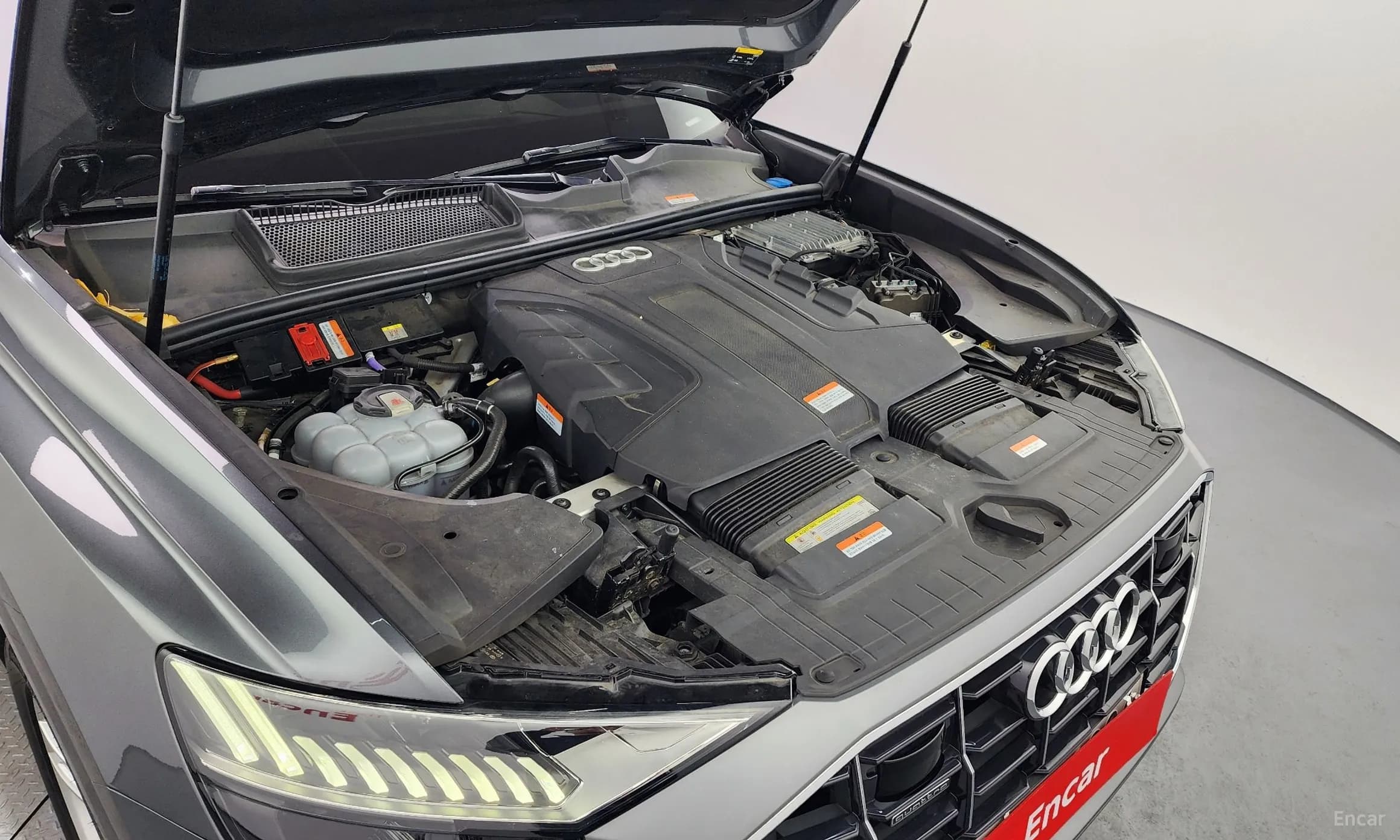 Q8 (4M)