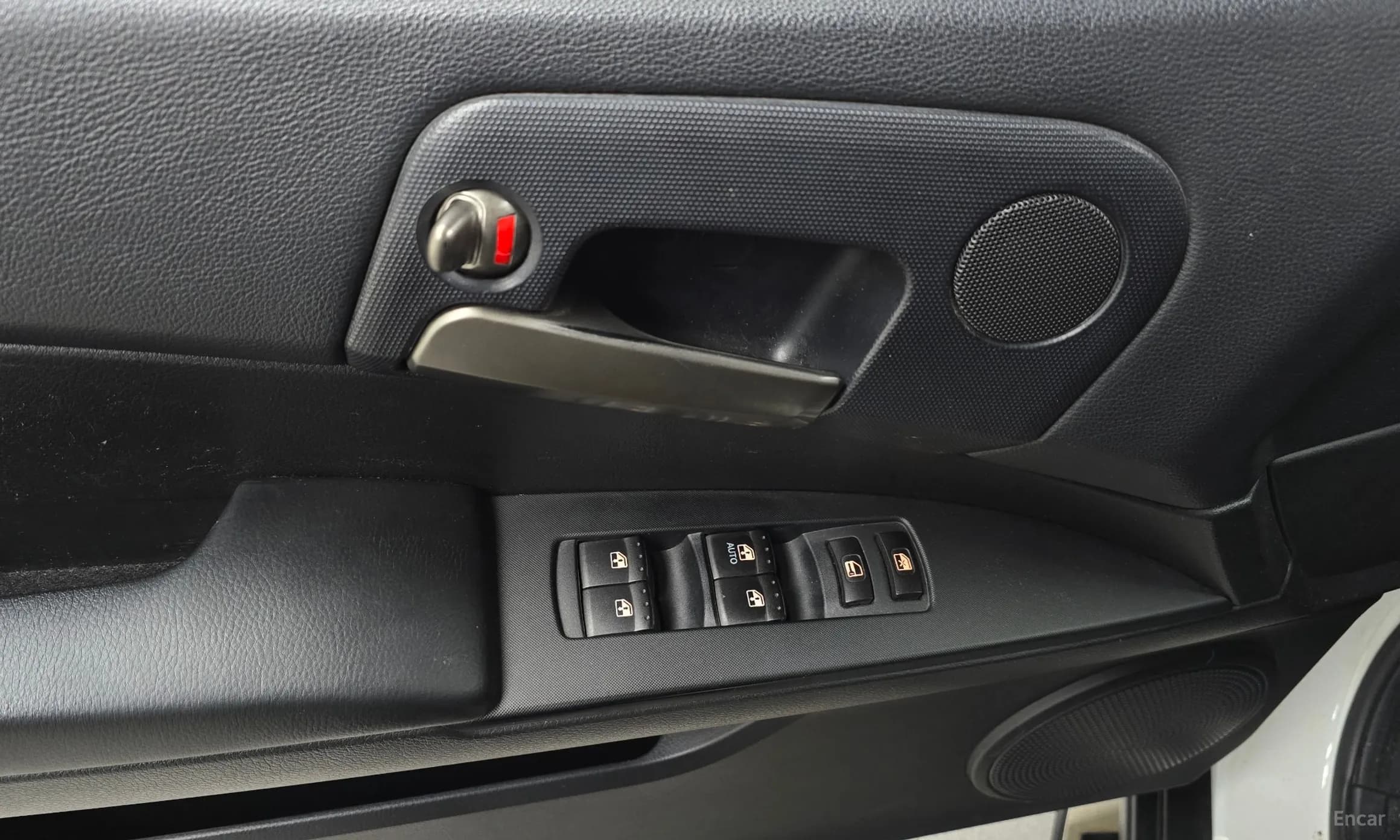 Korando Sports