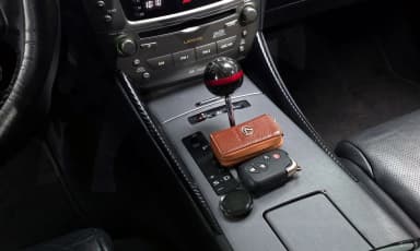 IS250