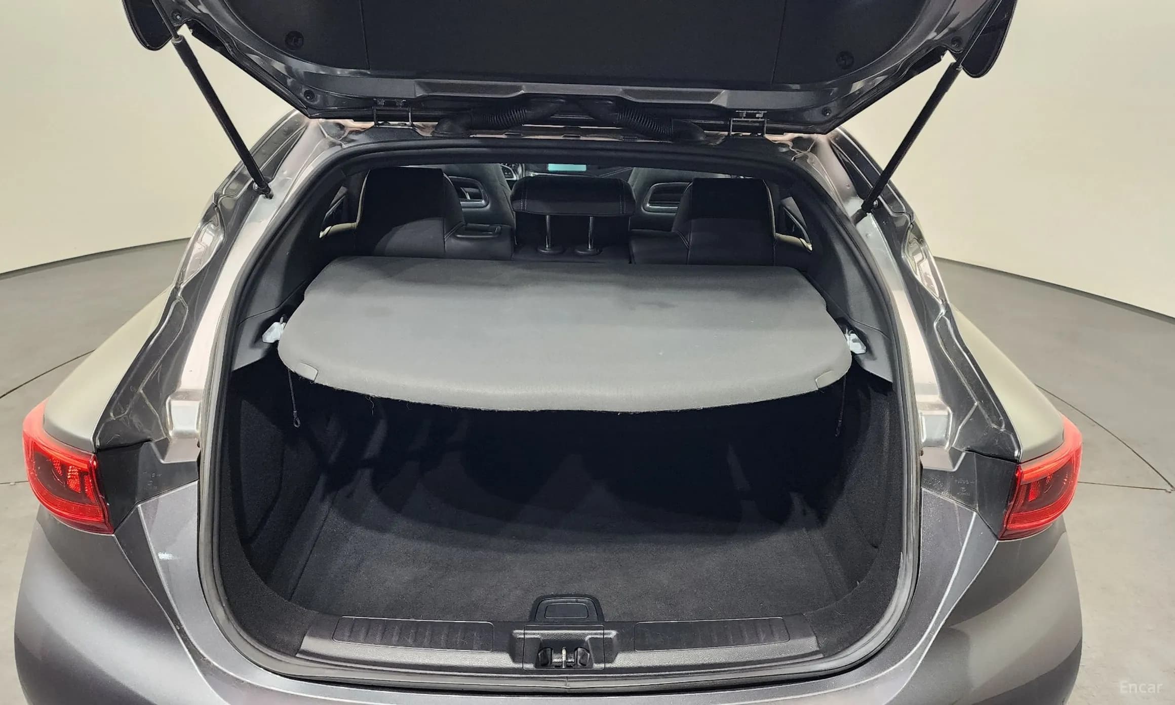Q30