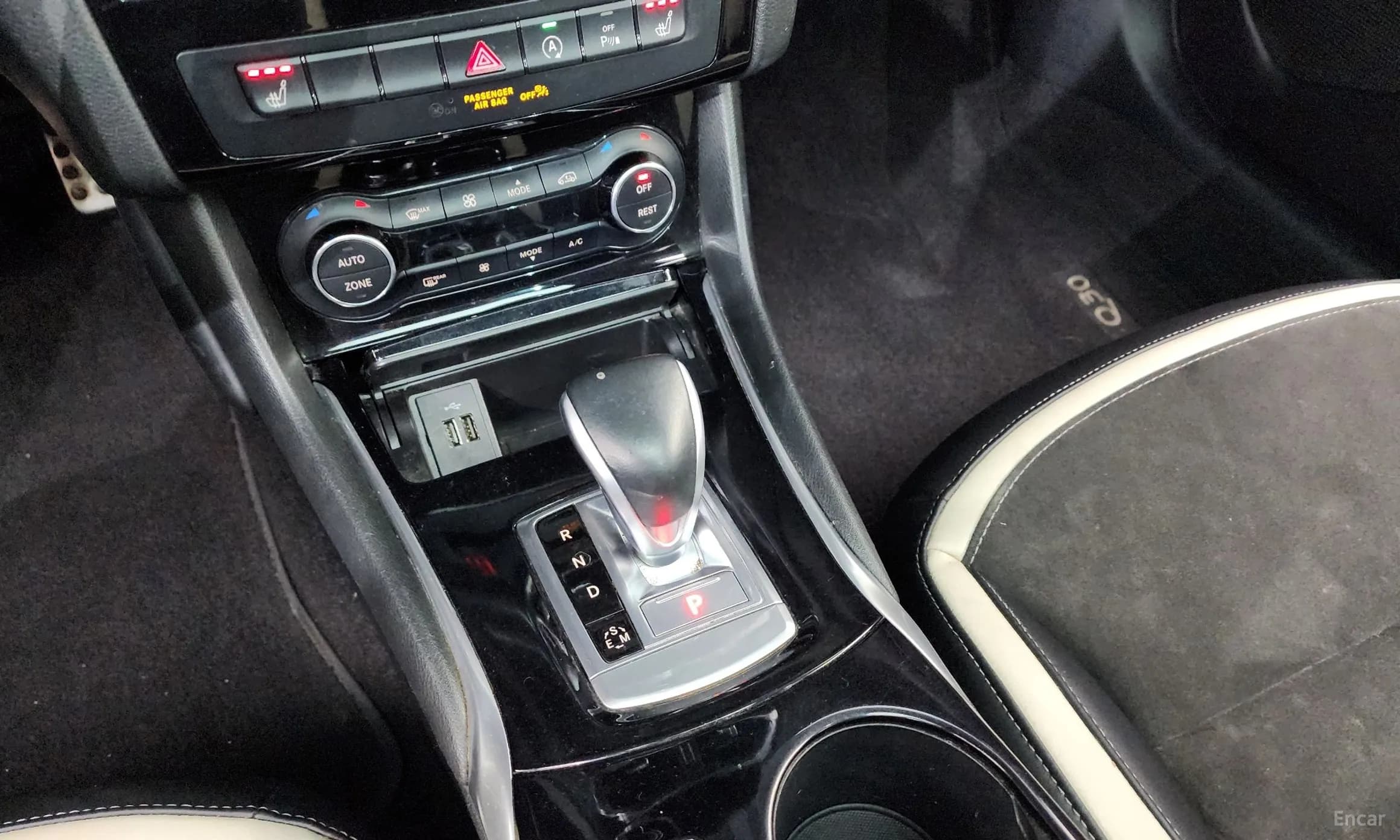 Q30