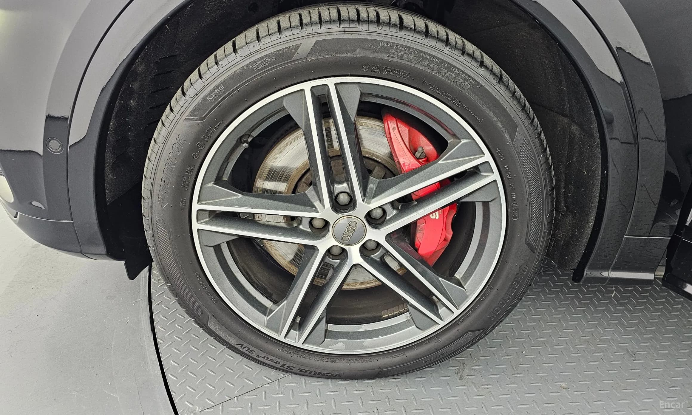 SQ5 (FY)